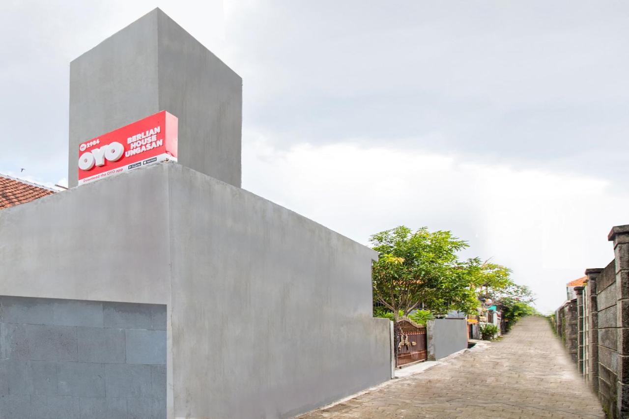 Oyo 2984 Berlian House Ungasan Ξενοδοχείο Jimbaran Εξωτερικό φωτογραφία